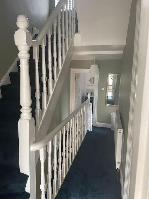 Townhouse In Belfast, Newtownabbey.ヴィラ エクステリア 写真